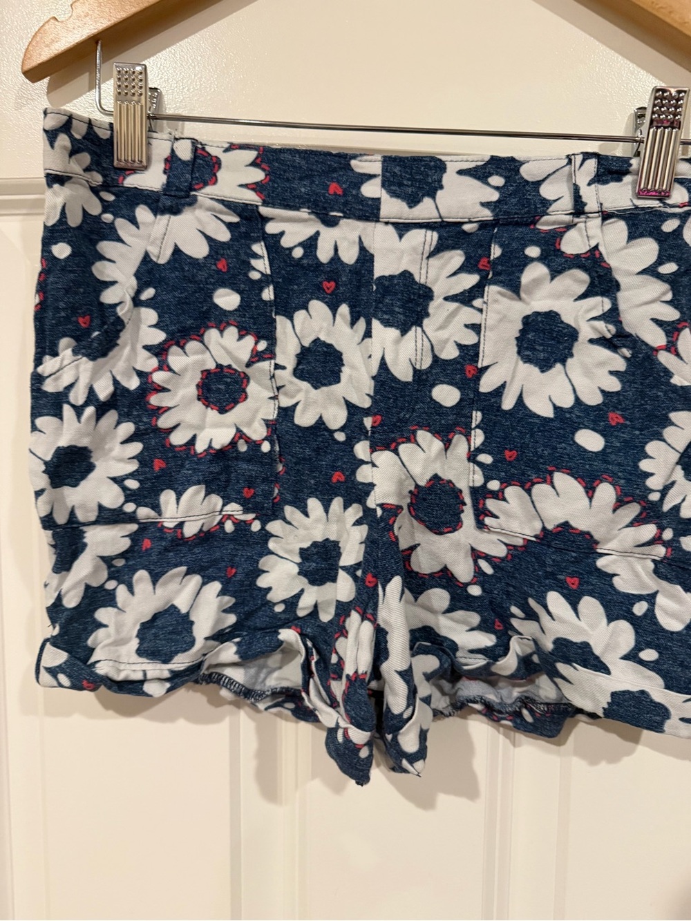 Girls abercrombie kids Navy Daisy Print Shorts 11/12